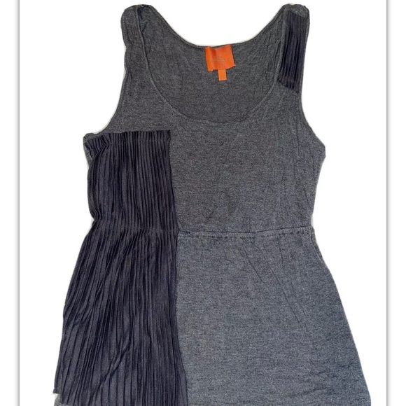 Olga Kapustina Bordeaux Anthropologie Top Pleated Panels Gray Black Women XS - Picture 1 of 9